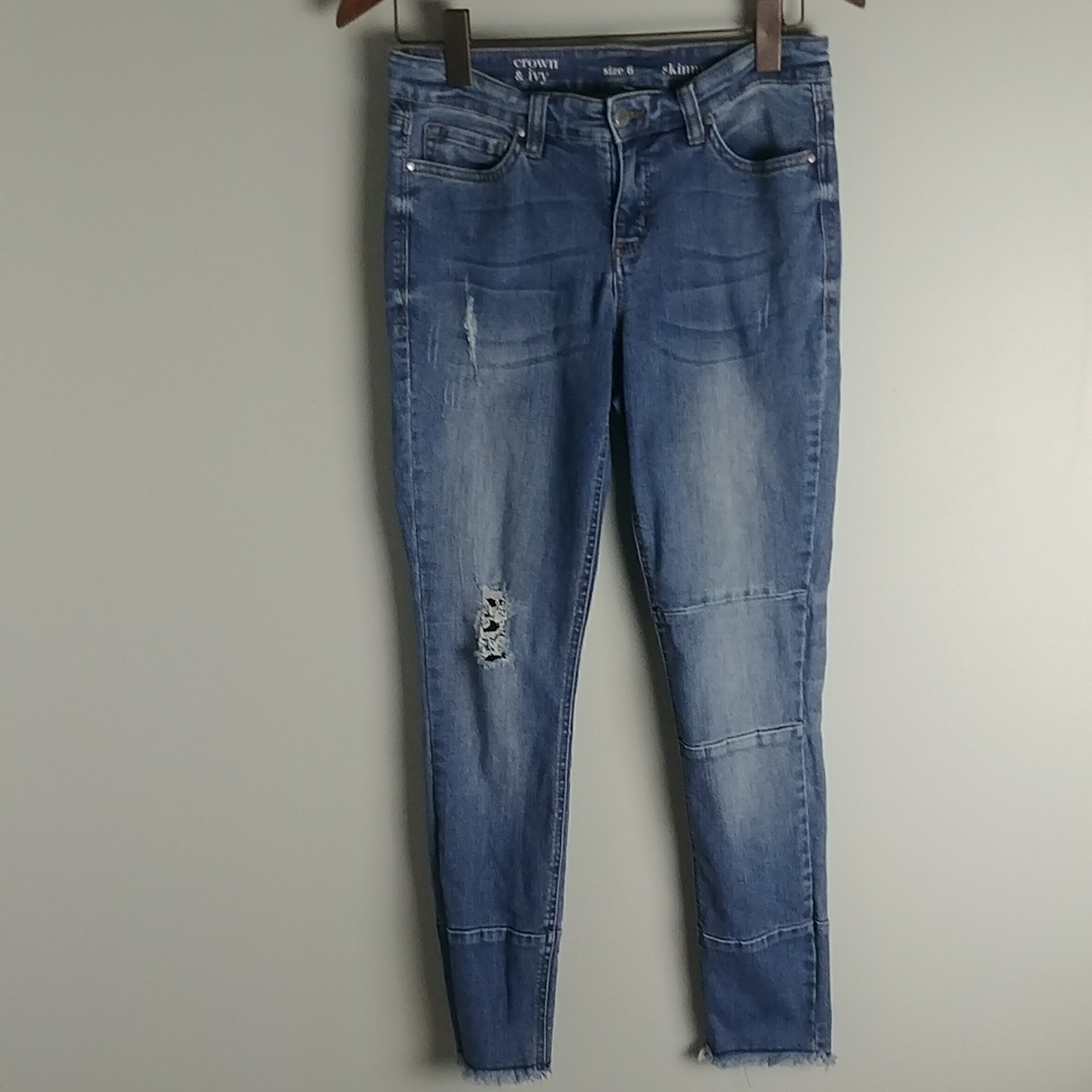 Crown & Ivy Skinny Jeans With Raw Hem